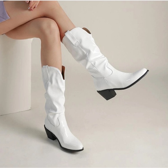 NIB white boots by Chase and Chloe 8.5 synthetic and Cute! - Picture 10 of 16